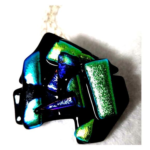 Dichroic fused glass pendant/pin Abstract design handmade 25" pendant to clasp - Picture 4 of 6